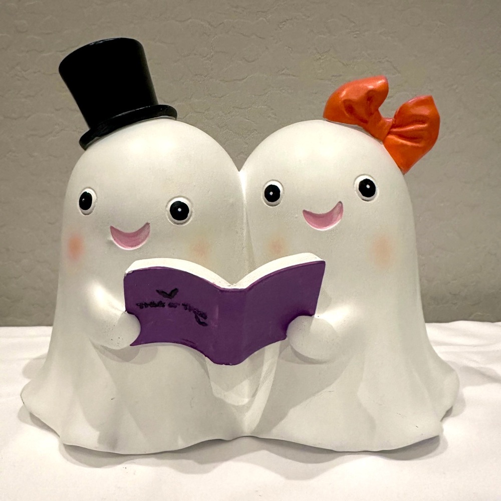 Halloween Singing Ghost Couple,Bow Girl & Top Hat Boy Read Trick or Treat Book